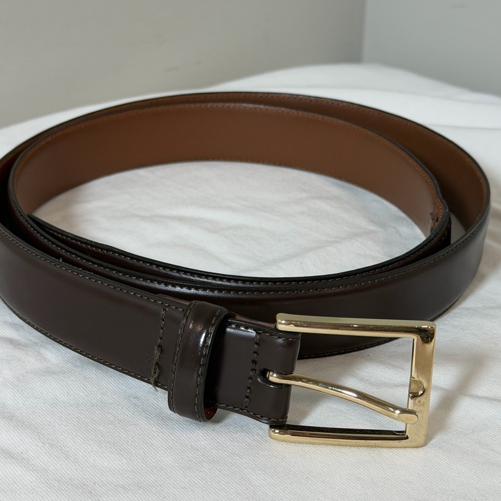 Brooks Brothers 42 Hand Made in Italy Dark Brown Leather Belt with Gold Buckle